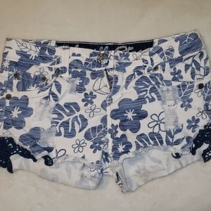 Vanilla Star shorts
